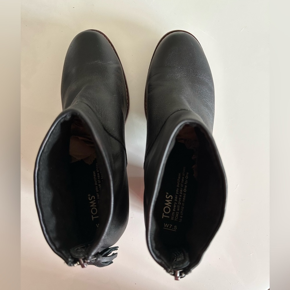 Toms Booties - Picture 3 of 4